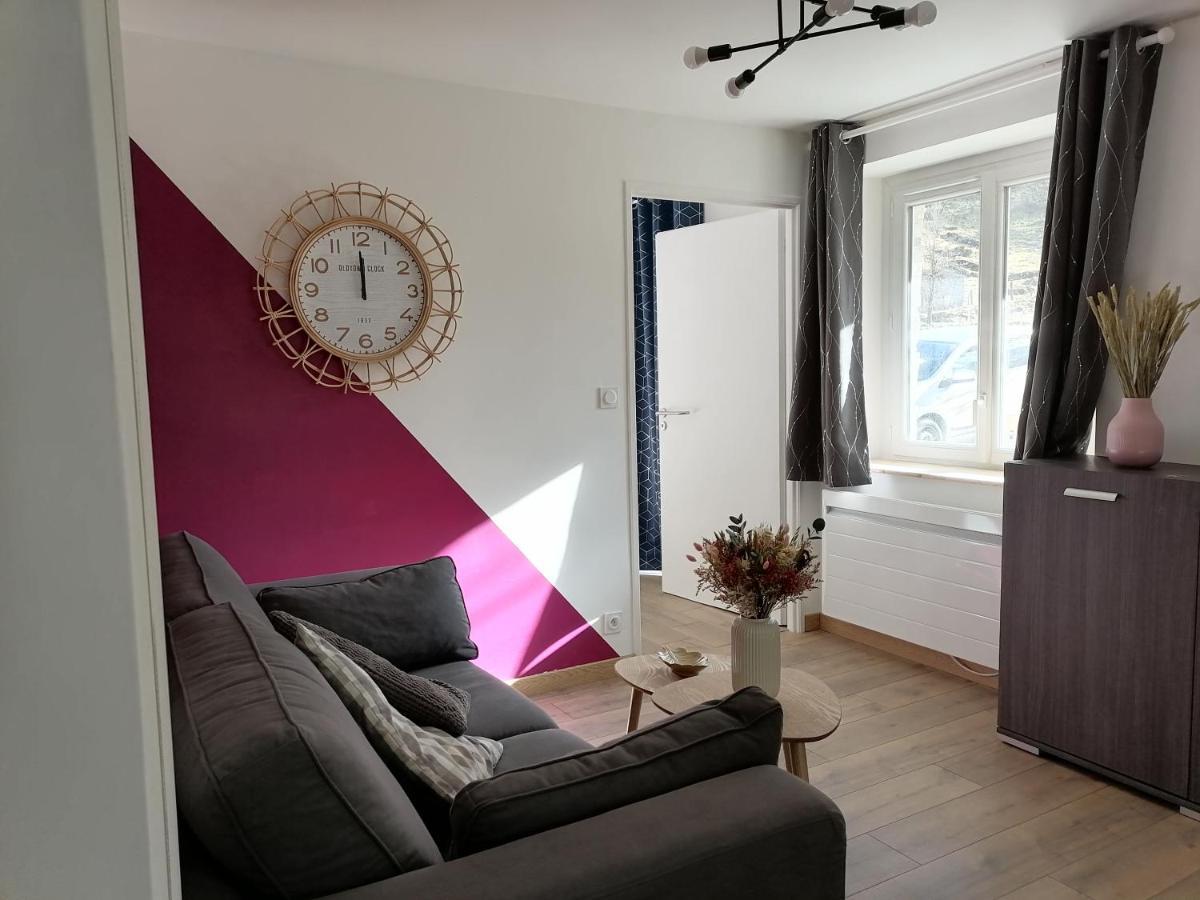 Aux D'Estaing Croises, Gite De Montagne Accessible A Tous Luaran gambar