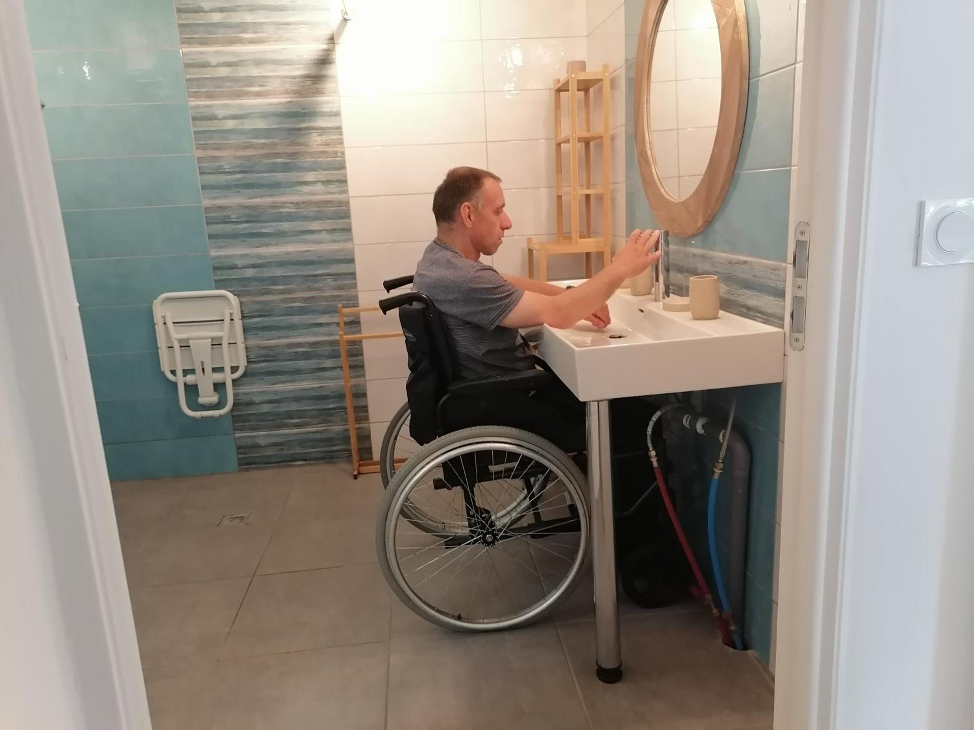 Aux D'Estaing Croises, Gite De Montagne Accessible A Tous Luaran gambar