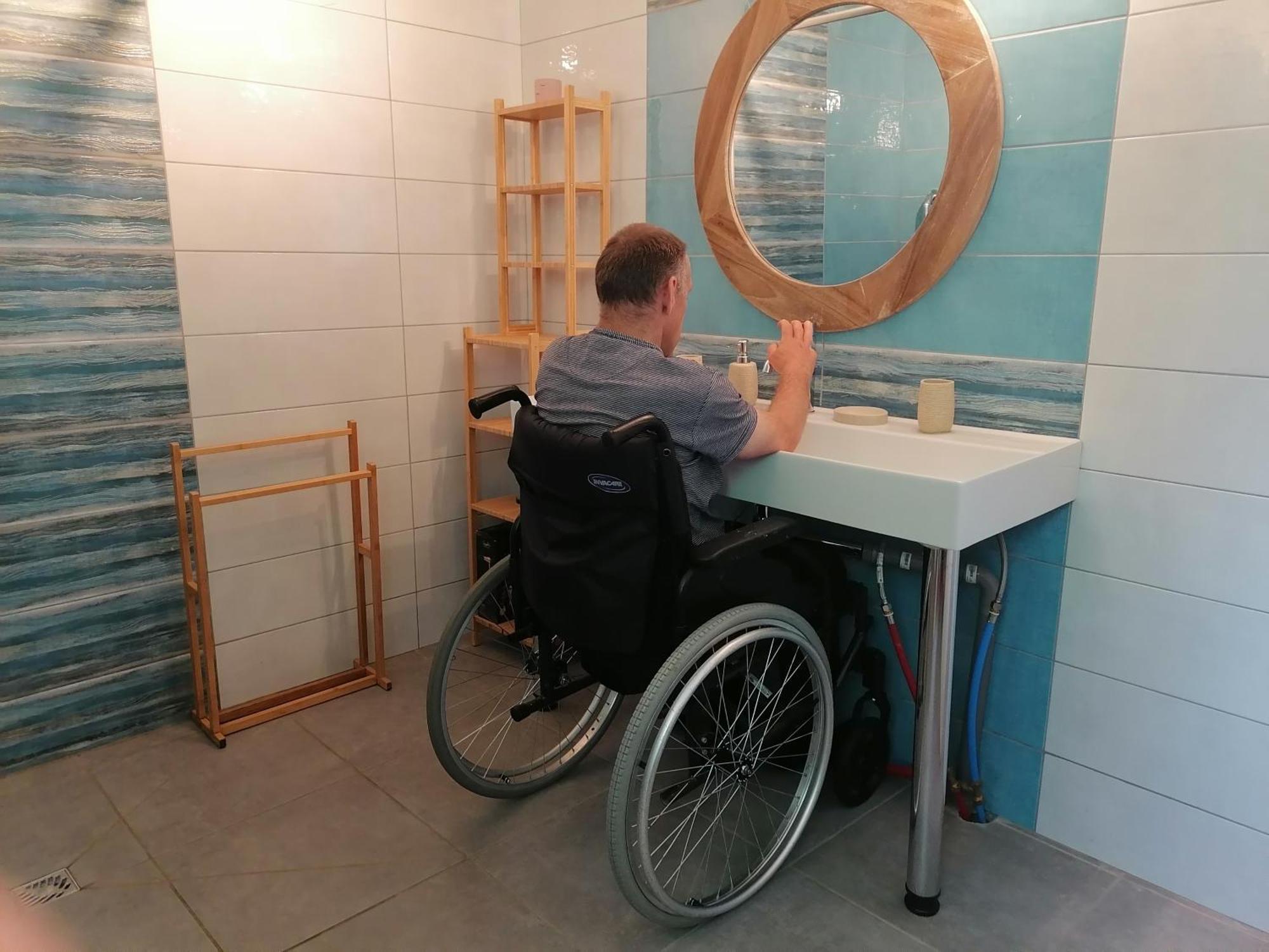Aux D'Estaing Croises, Gite De Montagne Accessible A Tous Luaran gambar