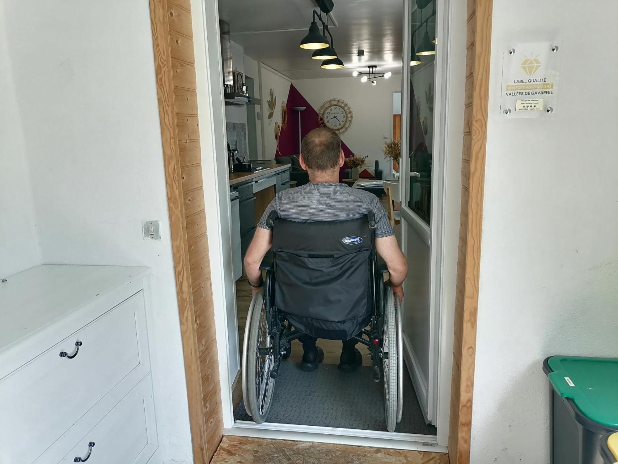 Aux D'Estaing Croises, Gite De Montagne Accessible A Tous Luaran gambar
